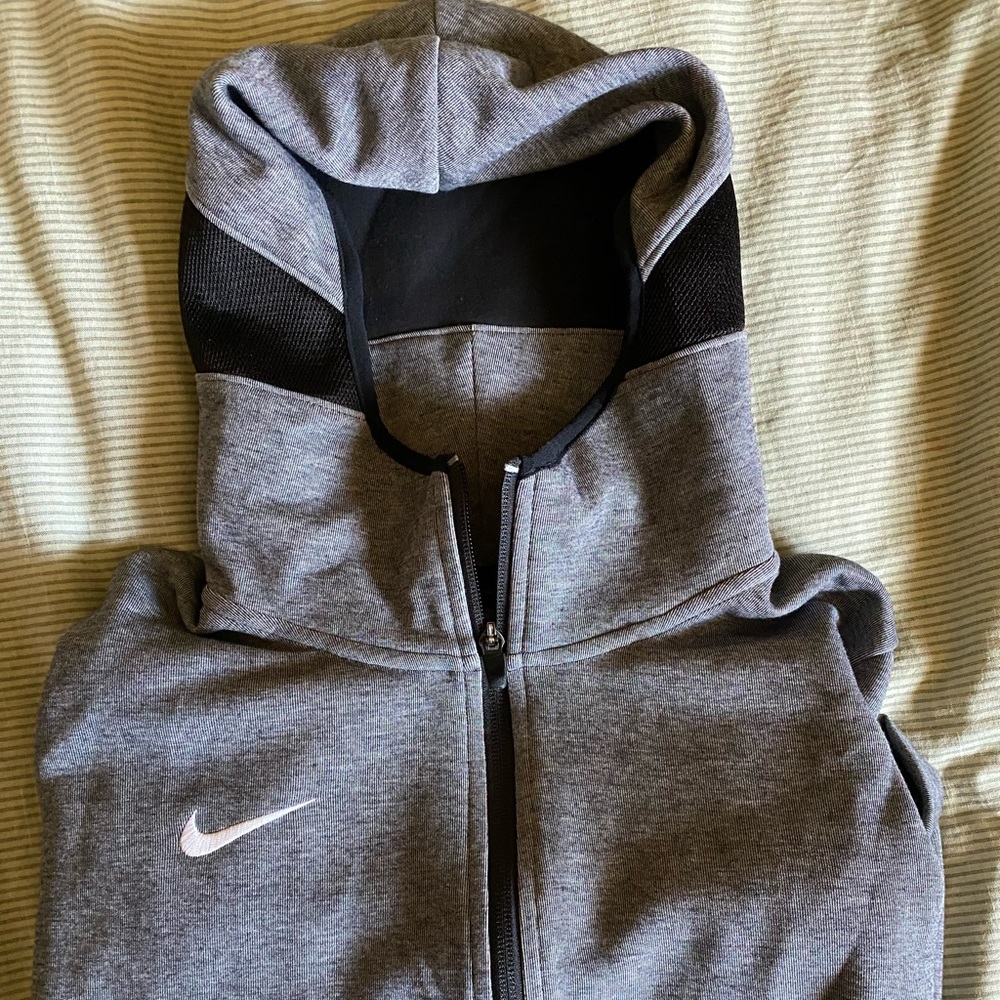 Gray Nike Basketball Zip-up Soft Jacket NWOT